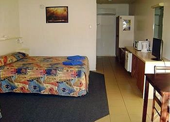 Alice Springs Airport Motel ภายนอก รูปภาพ